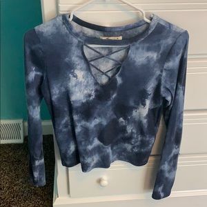 Cut out fitted tie-dye tee